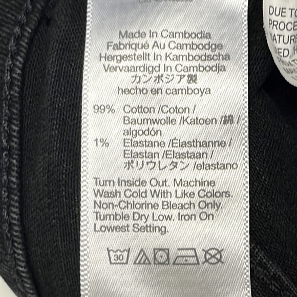 Madewell Women’s High Rise Denim Black Distressed Shorts- Size 33 - Picture 13 of 14